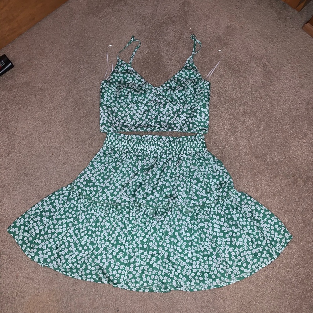princess polly size 6 shah set green. NWT